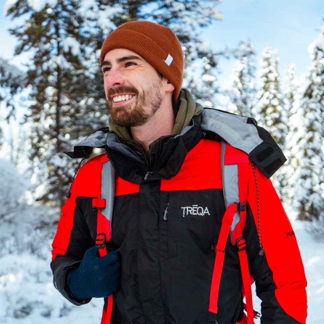 TREQA Yeti Shell - Red - Man Winter Hiking - in Snow